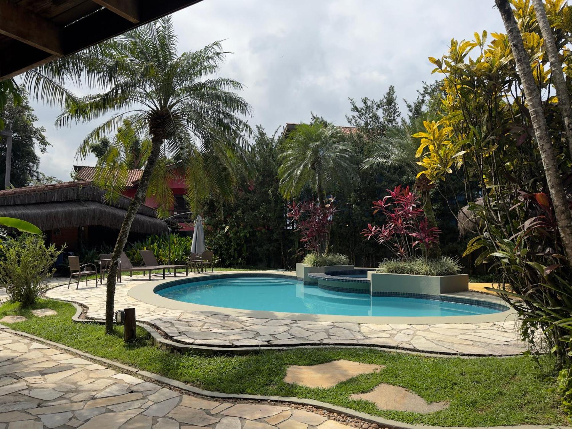 Pousada North Shore Maresias - 2 Quadras Da Praia - Casas De 2 Quartos - 80 M2 -2 Banheiros -Piscina Sauna - Estacion-Churrasq Privativa -Wifi Animais De Peq Porte Roupa De Cama E Banho Εξωτερικό φωτογραφία